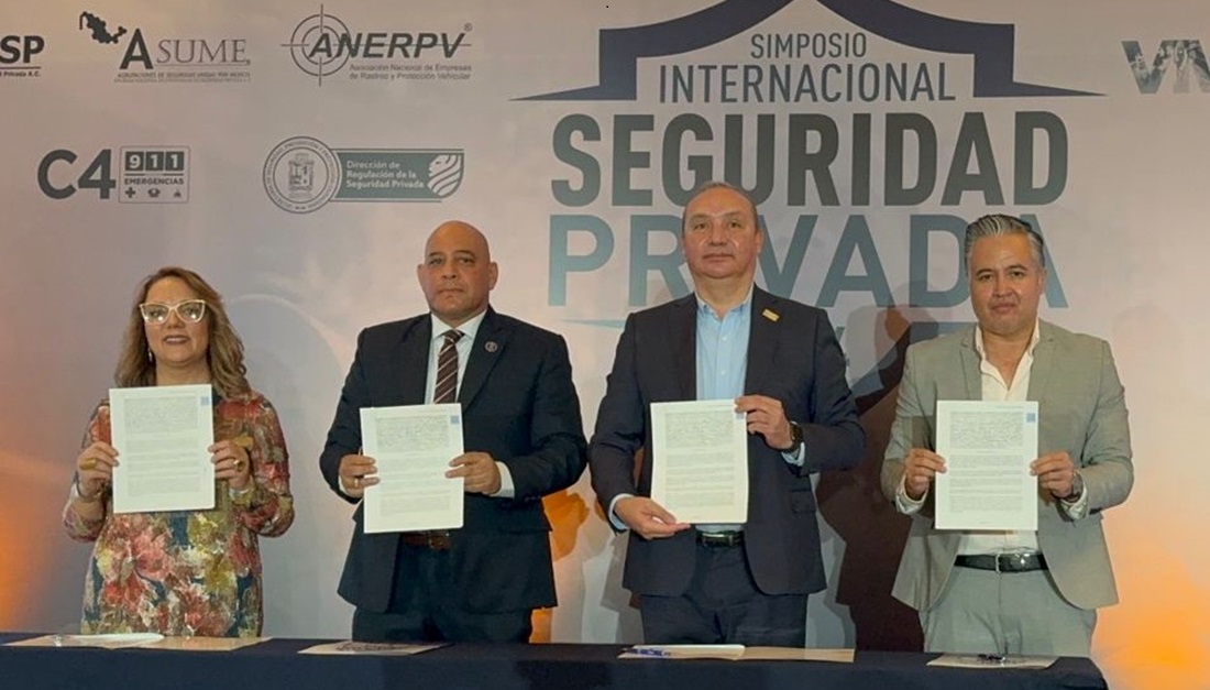 Firma convenio ANERPV Leon