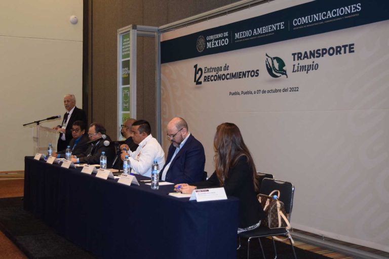 Reconocen A 30 Empresas Del Programa Transporte Limpio Indicador Automotriz 6024